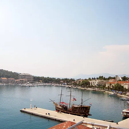 Porin 4* Makarska