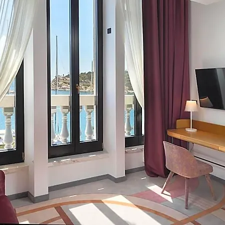 Porin Hotel