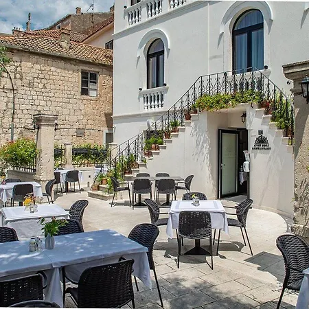 Heritage Porin Makarska